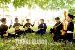 Người truyền 'lửa' Then