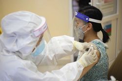 Những điều cần lưu ý sau tiêm vaccine Covid-19 ở phụ nữ có thai