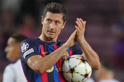 Barcelona 5-1 Plzen: Lewandowski lập hattrick, xô đổ các kỷ lục