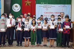 Giáo dục Khuyến học Chắp cánh ước mơ cho học sinh đến trường
