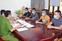5 thanh niên xăm trổ đến tận trường học 'cưỡng đoạt' 200 triệu đồng của giáo viên