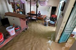 Hà Nội thông tin về nhiều khu vực ở huyện Chương Mỹ đang bị ngập sâu