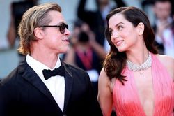 Brad Pitt xuất hiện giữa lùm xùm với Angelina Jolie
