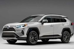 Toyota có thể mất 150 triệu USD để dàn xếp vụ kiện do lỗi bơm nhiên liệu