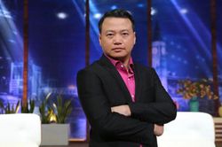 'Bạn gái cũ Shark Bình' tung ảnh đến tận nhà đôi co sau khi Phương Oanh đăng đàn