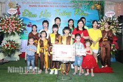Chương trình 'Đêm hội trăng rằm' tại Trung tâm Bảo trợ và Công tác xã hội