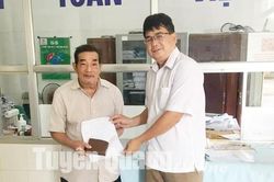 Cán bộ Trung tâm Y tế huyện Na Hang trả lại trên 12 triệu đồng cho người bệnh