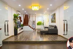 Ngắm căn nhà gần 8 tỉ đang được rao bán của vợ chồng nữ ca sĩ nổi tiếng một thời với bản hit 'yêu đơn phương'