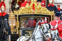 Nữ hoàng Elizabeth II trong ký ức các cận vệ Hoàng gia