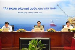 Thủ tướng Phạm Minh Chính làm việc với Tập đoàn Dầu khí quốc gia Việt Nam