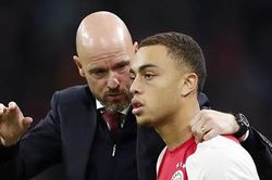 Ten Hag muốn có Dest nhưng Man United không cho