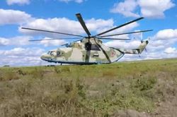 Nga điều trực thăng vận tải khủng nhất thế giới chi viện điểm nóng Kharkov