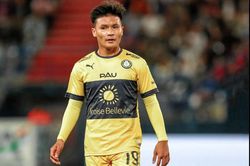 Quang Hải đang trở thành người thừa tại Pau FC