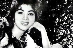 Thẩm Thúy Hằng - ngôi sao bình dân trong ký ức đồng nghiệp