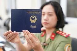 Bộ Công an in 'nơi sinh' vào mục bị chú Hộ chiếu phổ thông