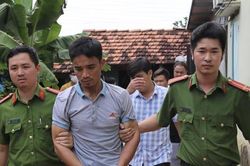 Vụ thi thể nằm ven đường ở Vĩnh Phúc: 'Yêu râu xanh' giết người diệt khẩu