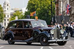 Chiếc Rolls-Royce đi cùng 70 năm trị vì của nữ hoàng Anh
