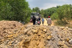 Công ty khai thác khoáng sản ngoài ranh giới cho phép