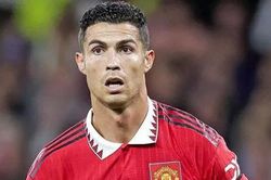 Man United sắp gia hạn hợp đồng với 5 ngôi sao, không có Ronaldo