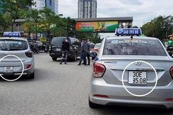 Quái chiêu thay đổi, đeo biển kiểm soát giả để né... 'phạt nguội'