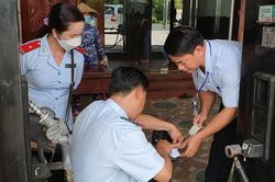 Hậu Giang lập biên bản 4 cửa hàng xăng dầu treo biển hết hàng