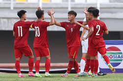 Sao trẻ V-League tỏa sáng, U20 Việt Nam thắng đậm U20 Hong Kong