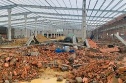 Hiện trường vụ sập tường nhà máy khu công nghiệp Nhơn Hòa khiến 3 người chết