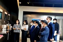 Đoàn công tác tỉnh Nghệ An thăm, làm việc với chính quyền tỉnh Gyeonggi, Hàn Quốc