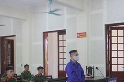 Người đàn ông dùng dao đâm vợ vì nghi ngoại tình nhận kết đắng