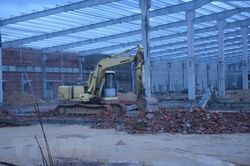 Vụ sập tường đang thi công ở KCN Nhơn Hòa, Bình Định: 5 nạn nhân tử vong