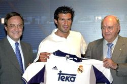 Vụ Luis Figo đến Real Madrid năm 2000: Cái đầu lợn ném vào Figo lên phim tài liệu