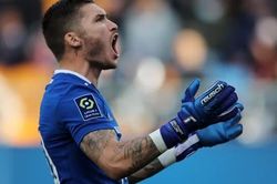 Soi kèo nhà cái Clermont vs Troyes. Nhận định, dự đoán bóng đá Ligue 1 (20h00, 18/9)