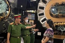 Phát hiện nhiều cơ sở kinh doanh karaoke ở Hà Nội hoạt động không có giấy phép