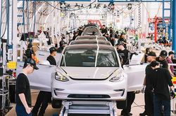 Nhà máy Tesla ở Texas, Mỹ đã có chiếc xe Model Y thứ 10.000