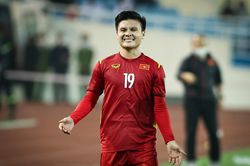 Quang Hải tìm cách thuyết phục Pau FC để trở về tham dự AFF Cup 2022