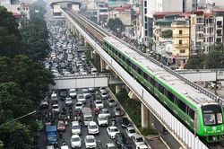 Dự án chậm tiến độ: Không để quýt làm cam chịu