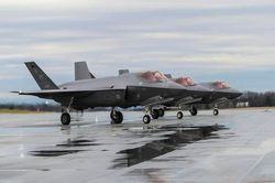 Thụy Sĩ ký thỏa thuận mua 36 máy bay chiến đấu F-35