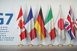 G7 nhất trí hợp tác hỗ trợ Ukraine, Anh và Mỹ bóng gió chấm dứt phụ thuộc vào 'những quốc gia toàn trị về năng lượng' như Nga