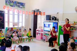 Nghệ An: Giáo viên, nhân viên nhiều trường học 'sống mòn' với mức lương hợp đồng