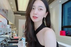 Một nữ ca sĩ nổi tiếng bị chồng khởi kiện vì ngoại tình