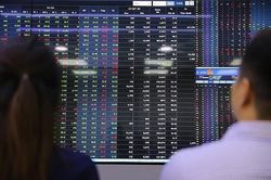 Chứng khoán hôm nay (23/9): Tin tăng lãi suất 'ngáng chân' đà hồi phục của VN-Index
