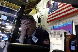 Chứng khoán Mỹ giảm 4 phiên liên tiếp, Dow Jones chạm đáy từ đầu năm