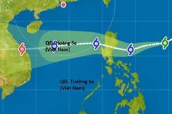 Bão Noru hướng vào Biển Đông, các địa phương ứng phó khẩn