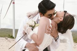 Bình An khoe ảnh cưới cô dâu Phương Nga