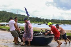Thủ tướng yêu cầu 16 tỉnh, thành khẩn trương, quyết liệt ứng phó bão Noru