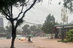 Mưa lớn, Pleiku ngập cục bộ nhiều nơi, các địa phương chủ động ứng phó bão lũ