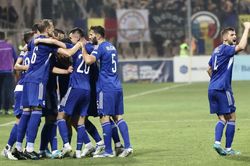 Soi kèo nhà cái Romania vs Bosnia. Nhận định, dự đoán bóng đá Nations League (01h45, 27/9)