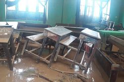 Nhiều tỉnh/TP thông báo cho học sinh nghỉ học tránh bão Noru