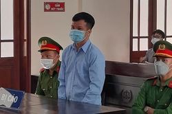 Đâm, chém vợ 19 nhát dao vì ghen tuông