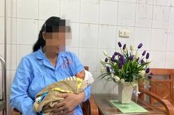 Bác sĩ chia sẻ hành trình sinh con của người phụ nữ 63 tuổi